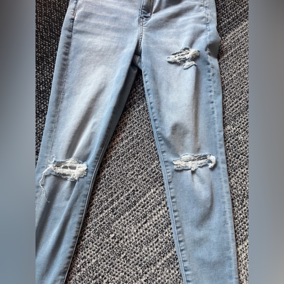 American Eagle Outfitters Jegging High Rise 8 reg Skinny Jeans Distressed EUC - Picture 2 of 10